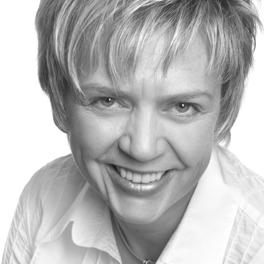 Dr. Angelika Wensing Dr. Angelika Wensing