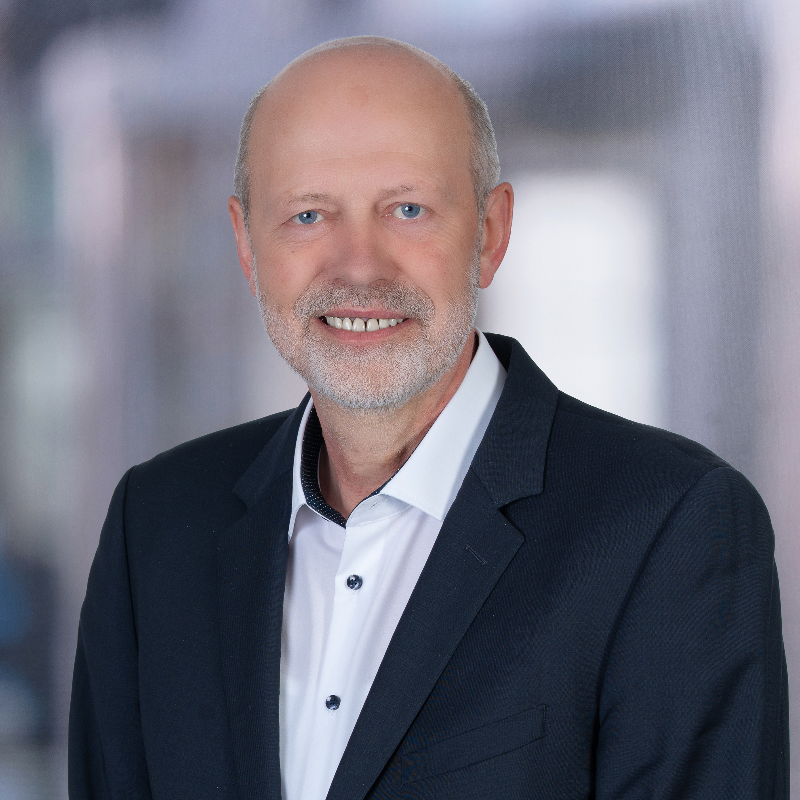  Bernhard Bckmann